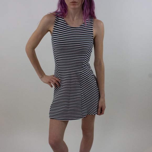 H&M Divided Simple Stripes Skater Dress - Picture 5 of 6